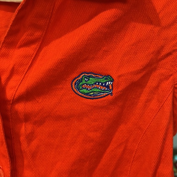Florida gator collared sleeveless blouse - Picture 2 of 5